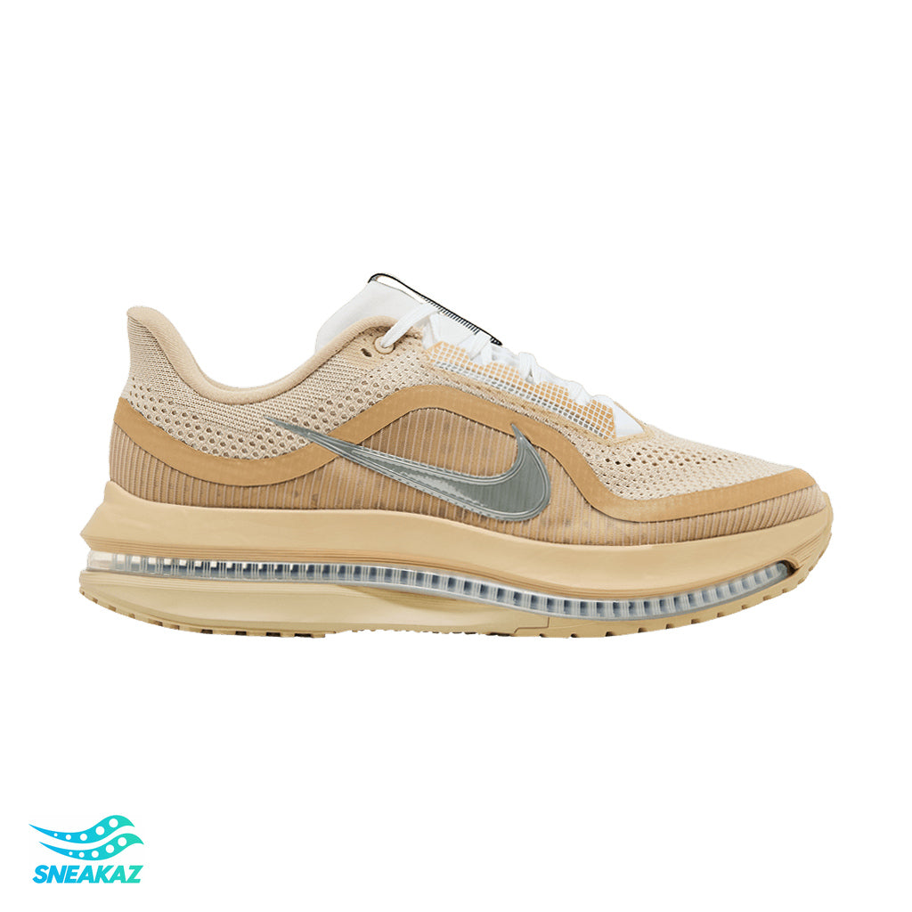 Nike Pegasus Premium — Mushroom / Argent — vue principale SNEAKAZ