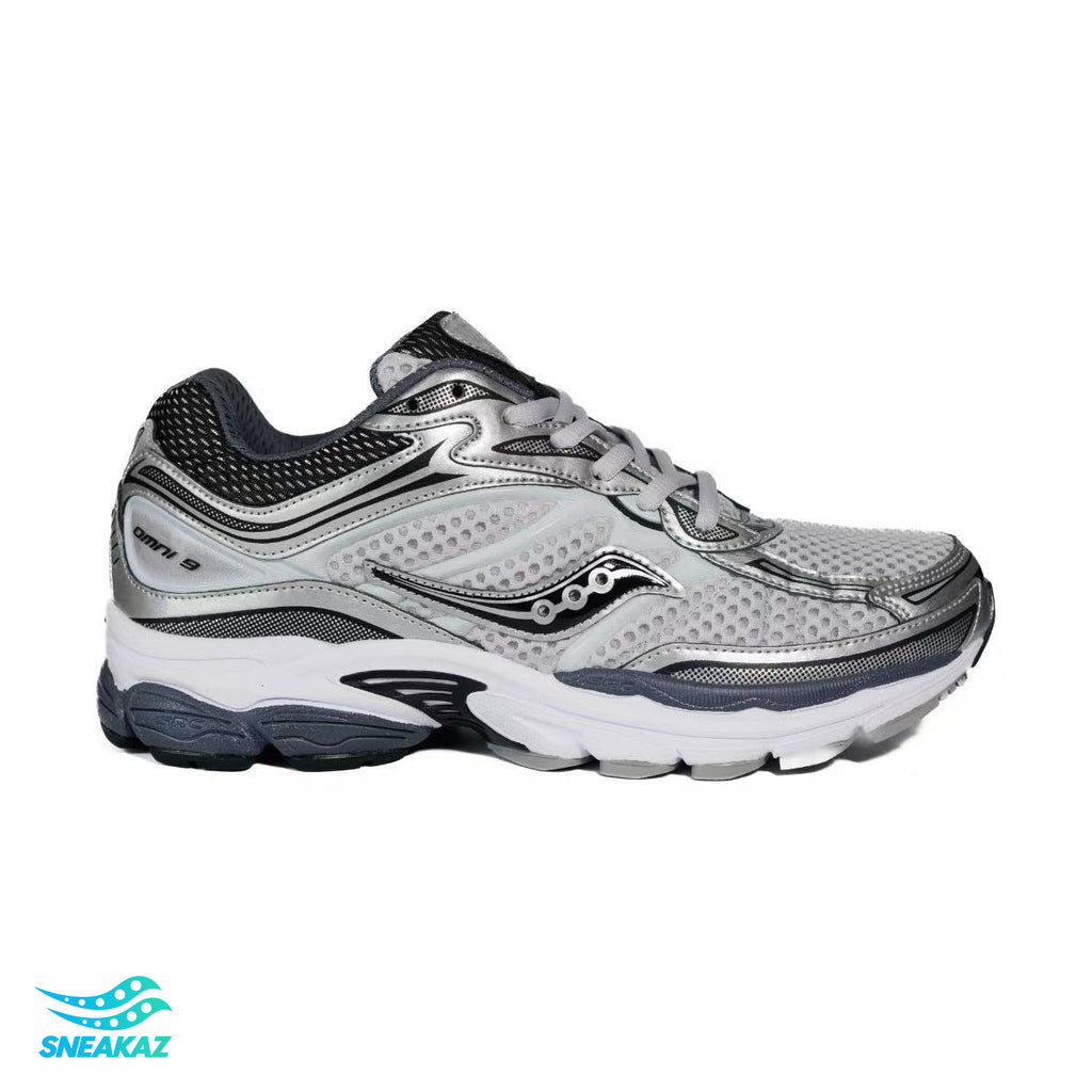 Saucony ProGrid Omni 9 — Gris argent, gris foncé et blanc — Sneakaz