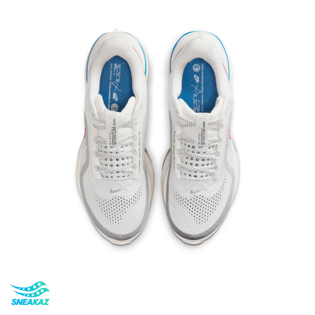 Nike Pegasus Premium — Forrest Gump — Blanc / Rouge / Bleu — vue 4