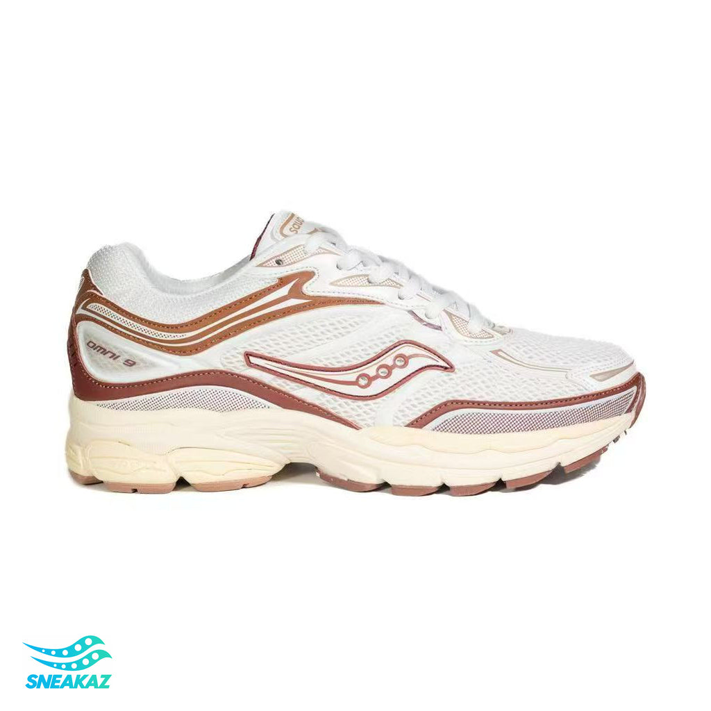 Saucony ProGrid Omni 9 — Blanc crème et marron — Sneakaz