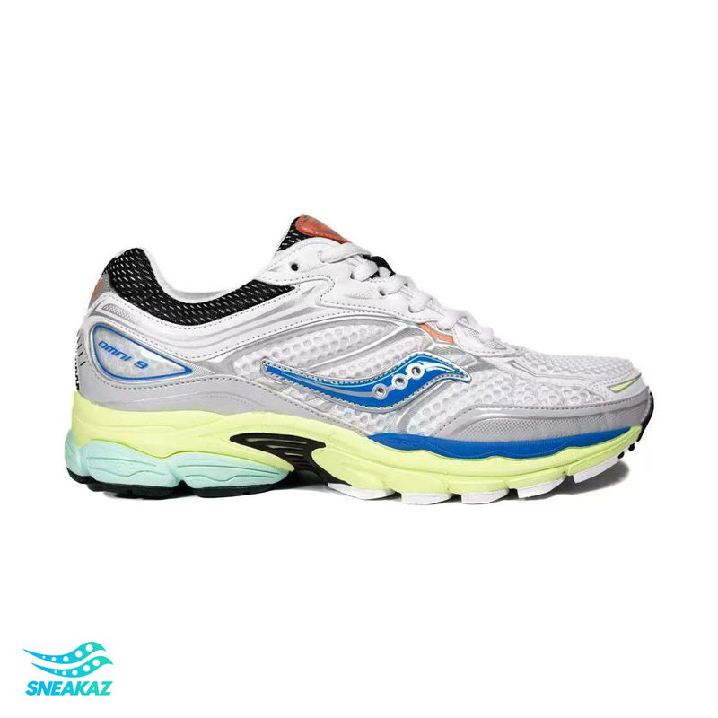 Saucony ProGrid Omni 9 — Blanc, bleu ciel et vert clair — Sneakaz
