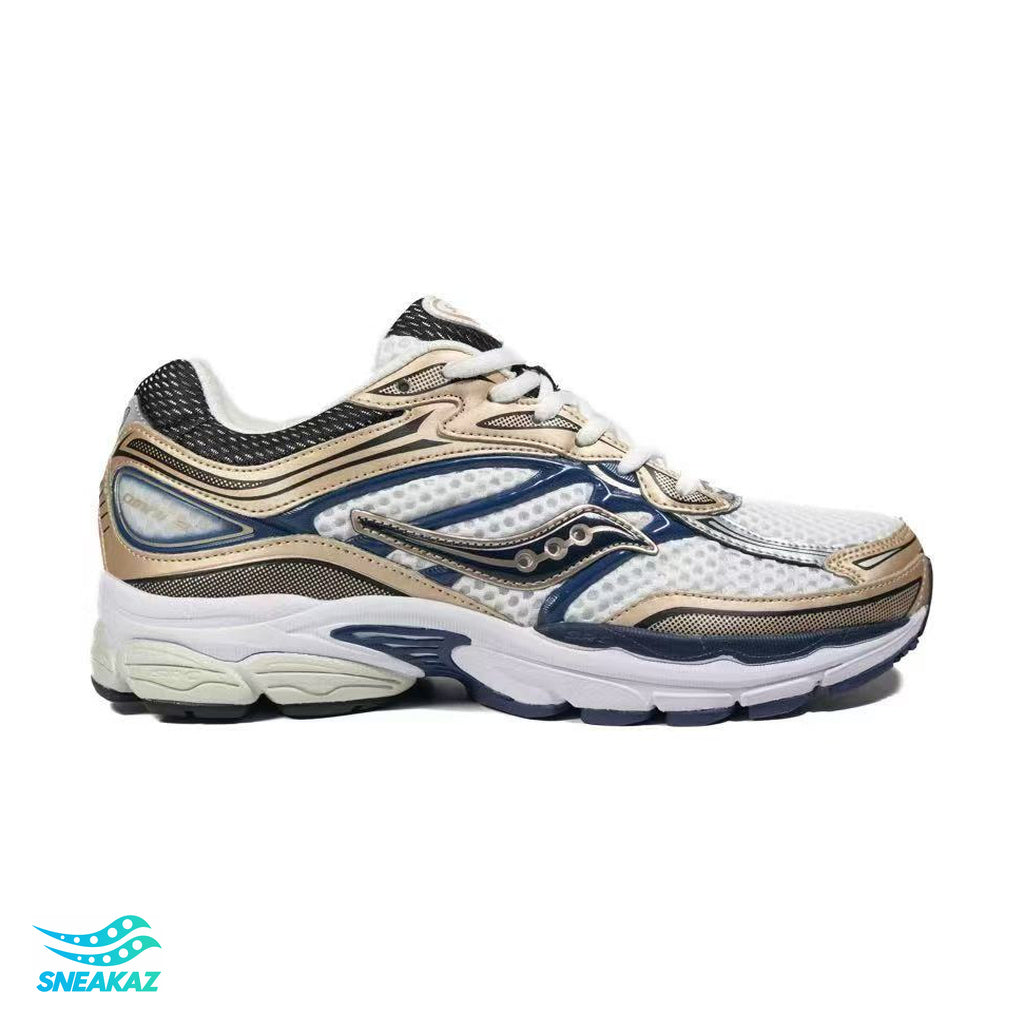 Saucony ProGrid Omni 9 — Blanc, crème et bleu marine — Sneakaz